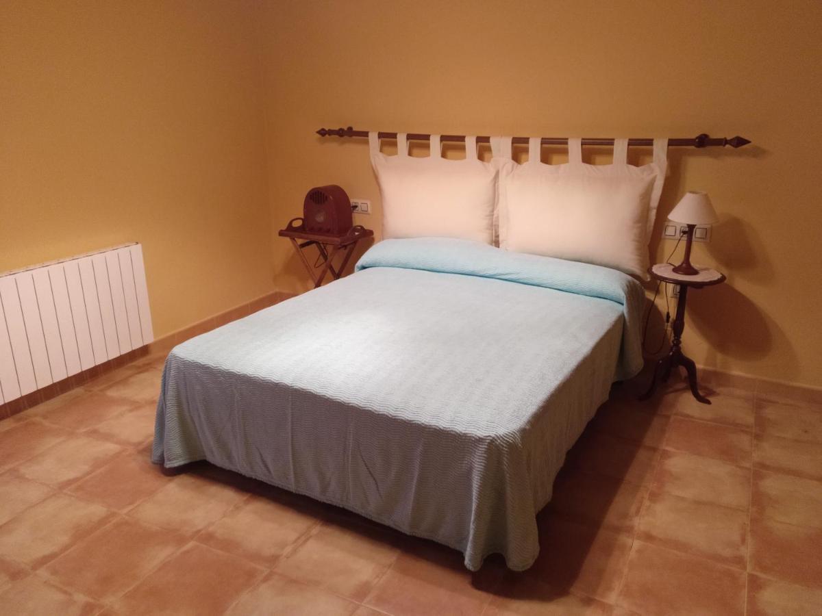 Villarroya de los Pinares Casa Rural Amador מראה חיצוני תמונה