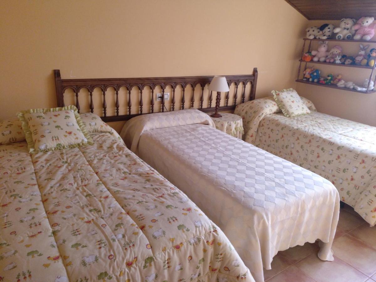 Villarroya de los Pinares Casa Rural Amador מראה חיצוני תמונה