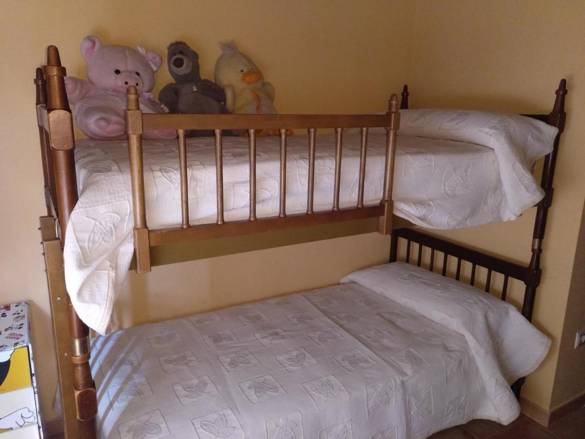 Villarroya de los Pinares Casa Rural Amador מראה חיצוני תמונה