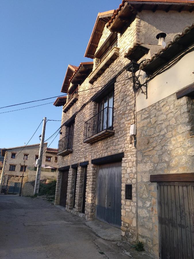 Villarroya de los Pinares Casa Rural Amador מראה חיצוני תמונה