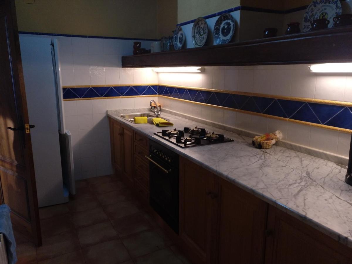 Villarroya de los Pinares Casa Rural Amador מראה חיצוני תמונה